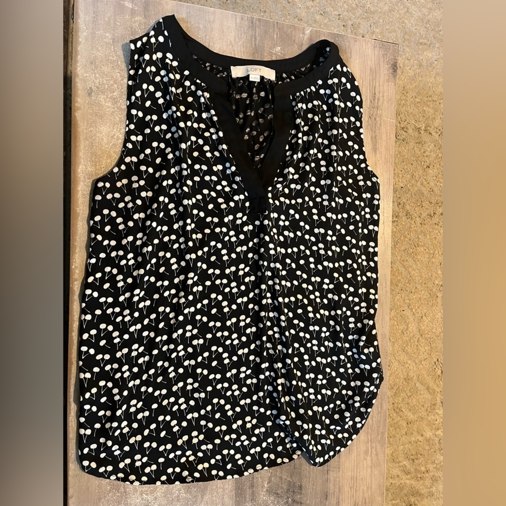 Loft Sleeveless Patterned Black Blouse Medium